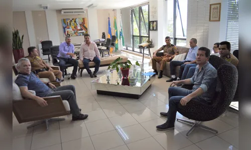 Deputado Jacovós anuncia viaturas policiais para Arapongas