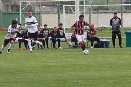 O meio-campista Luís Felipe retorna neste sábado à tarde ao Apucarana Sports - Foto: Apucarana Sports/Divulgação