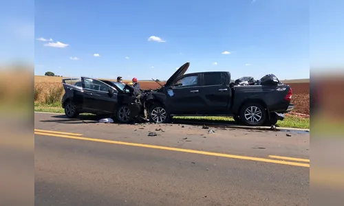 Acidente na PR-317 provoca ferimentos graves em uma mulher