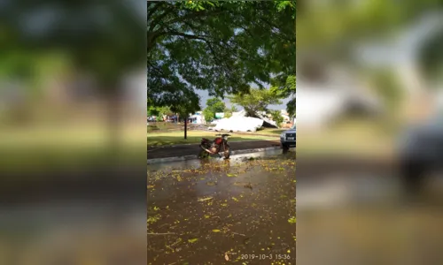 
						
							Temporal causa estragos em Lunardelli; veja vídeo
						
						