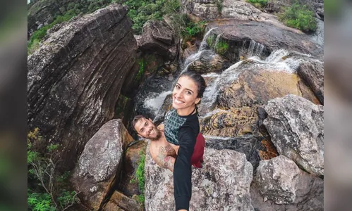 Casal apaixonado por aventuras, já escalou 7 das 10 montanhas mais altas do Brasil