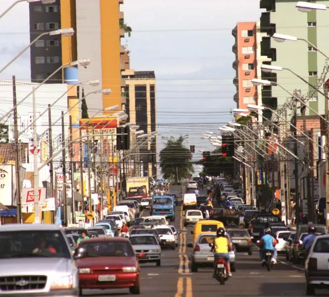 Adolescente que entregava panfletos em Arapongas é agredido por mulher