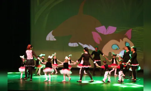 
							CMEIs fazem apresentações de dança e levam grande público ao Cine Teatro Fênix
						
						