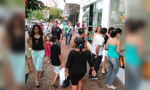 Comércio de Apucarana e de Arapongas fica fechado no feriado deste sábado