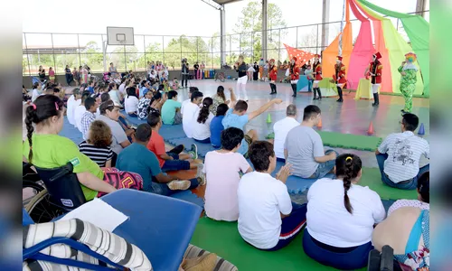 Apae promove comemoração do Dia das Crianças e do Professor