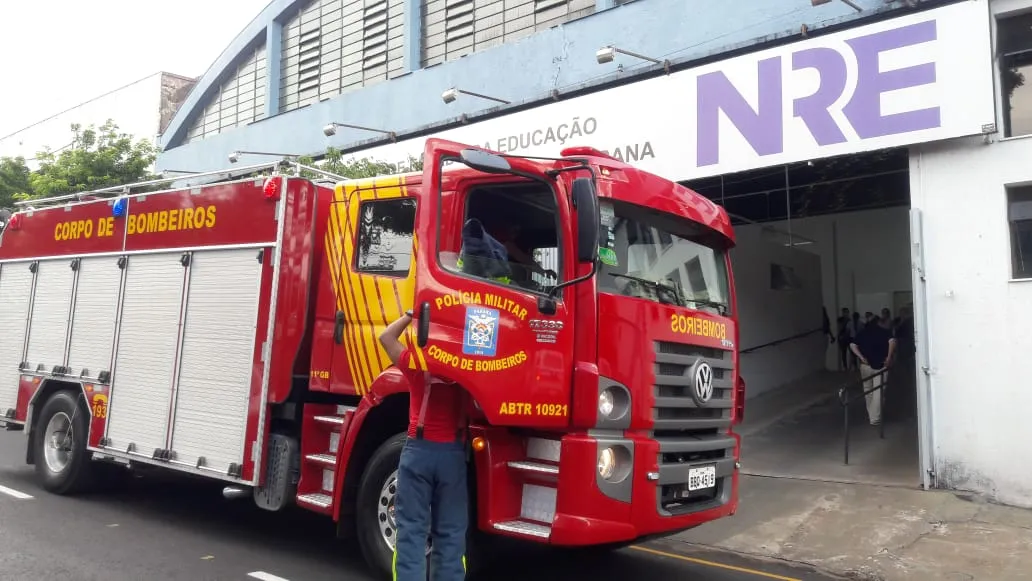 Fogo começou por causa de um curto-circuito na rede elétrica. Foto: Sérgio Rodrigo/Tribuna do Norte