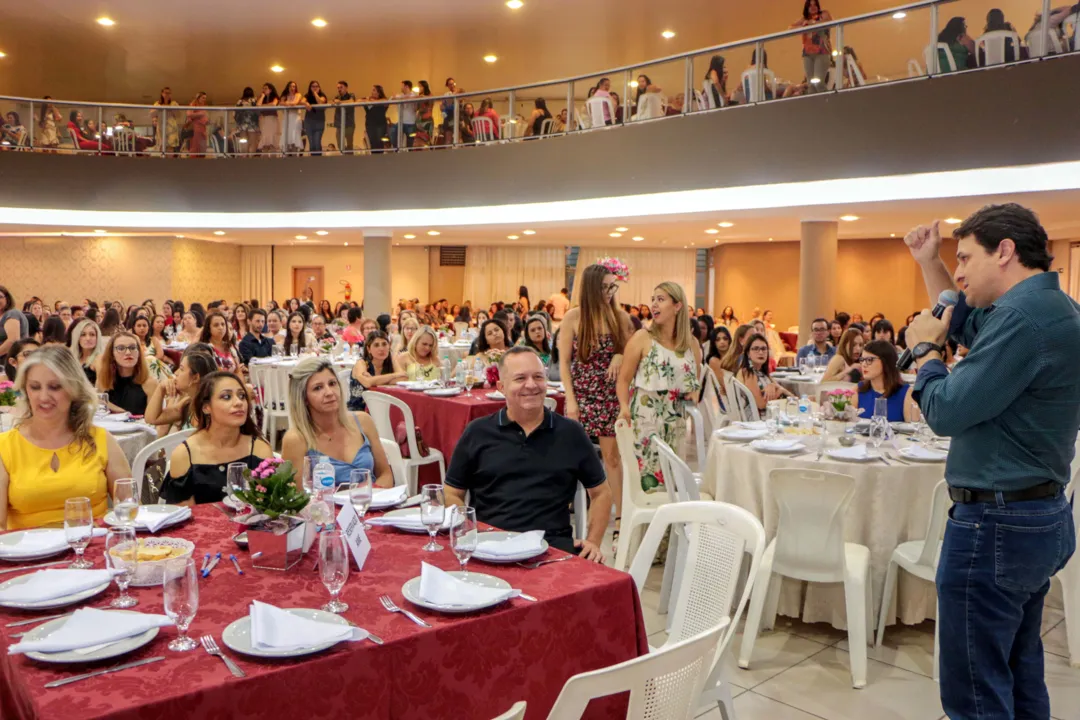 Apucarana promove jantar em homenagem aos professores e servidores 