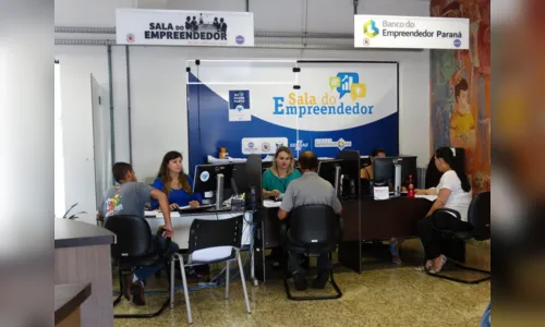 
							Sala do Empreendedor realizou 10.351 atendimentos à população este ano, em Arapongas
						
						