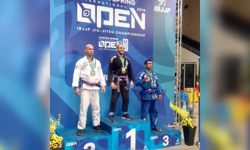 
						
							Apucaranenses são destaque durante campeonato Open de Jiu-Jitsu da CBJJ
						
						