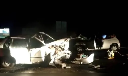 Duas pessoas morrem após acidente na PR-323