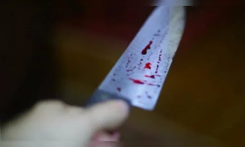 Menino de apenas 12 anos mata idosa a facadas em Curitiba