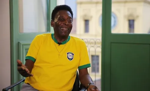 Pelé completa 79 anos com menos aparições públicas