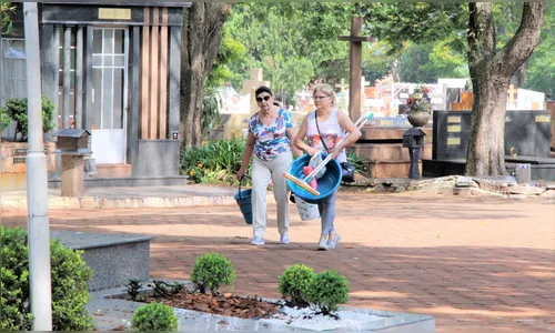 Cemitério Municipal estabelece prazo para reformas e limpeza de túmulos para o feriado de Finados