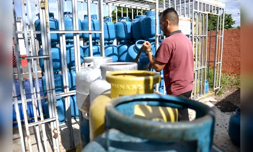 Gás de cozinha sofre novo reajuste
