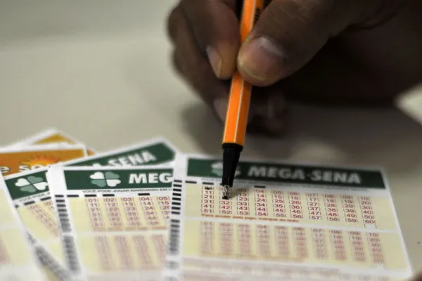 Mega Sena está acumulada e próximo sorteio deve pagar R$ 35 milhões