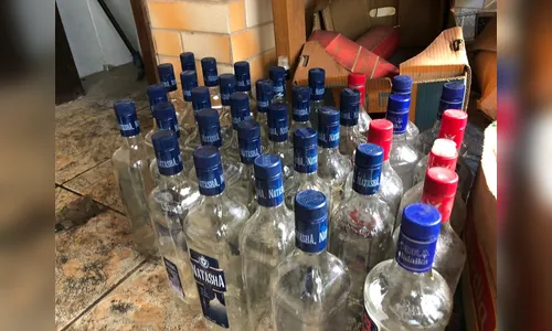 Polícia Civil interdita laboratório clandestino de fabricação de bebidas