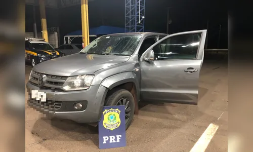PRF apreende mais uma caminhonete carregada de cigarros contrabandeados do Paraguai em Mandaguari