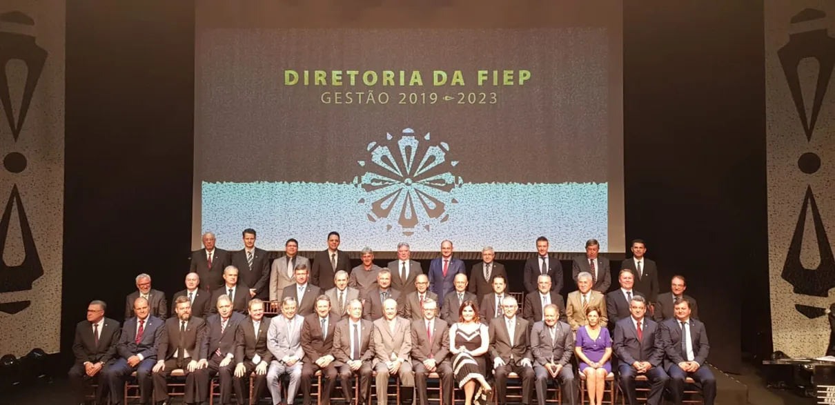 Nova diretoria da Fiep toma posse para o período 2019-2023