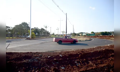 Após reclamações, Viapar constrói retorno em obra na PR 218 em Arapongas