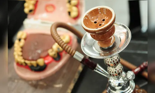 Cinco adolescentes são flagrados fazendo uso de narguilé em Ivaiporã