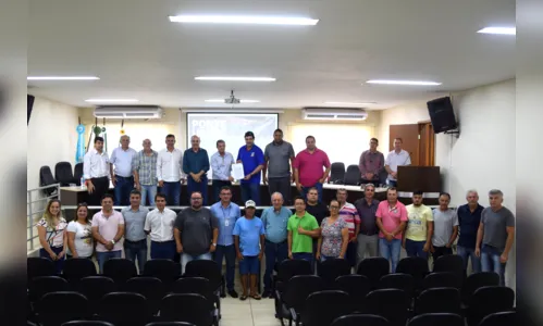 
							Reunião em Jardim Alegre discute construção de ponte sobre Rio Ivaí
						
						