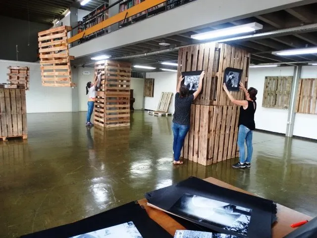 Biblioteca Municipal "Machado de Assis" se prepara para 6ª Mostra Fotográfica: Outubro Rosa/Novembro Azul