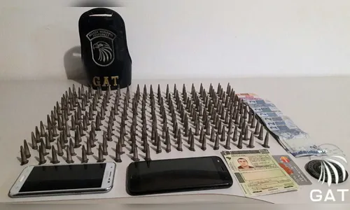 GM de Arapongas apreende mais de 200 pinos de cocaína