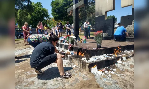 Movimento intenso no cemitério de Ivaiporã, Veja Vídeo