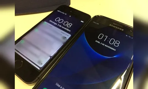 Celulares adiantam hora mesmo sem horário de verão