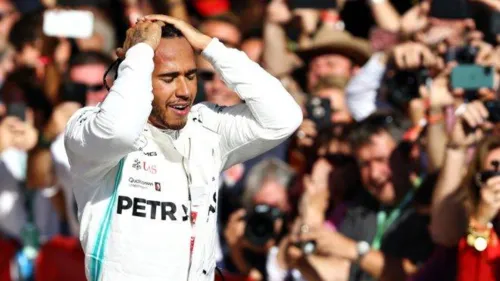 Lewis Hamilton é hexacampeão mundial de Fórmula 1