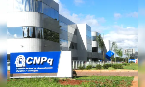Governo libera R$ 250 milhões para bolsas do CNPq