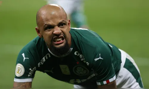 Após gestos obscenos, Felipe Melo é suspenso por cinco jogos