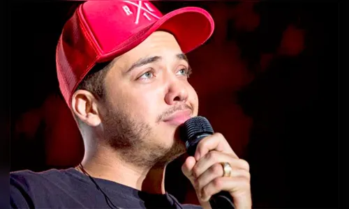 Wesley Safadão critica ex-esposa e lamenta vídeo do filho com arma de brinquedo na mão