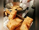O PASTELEIRO E OS POLÍTICOS