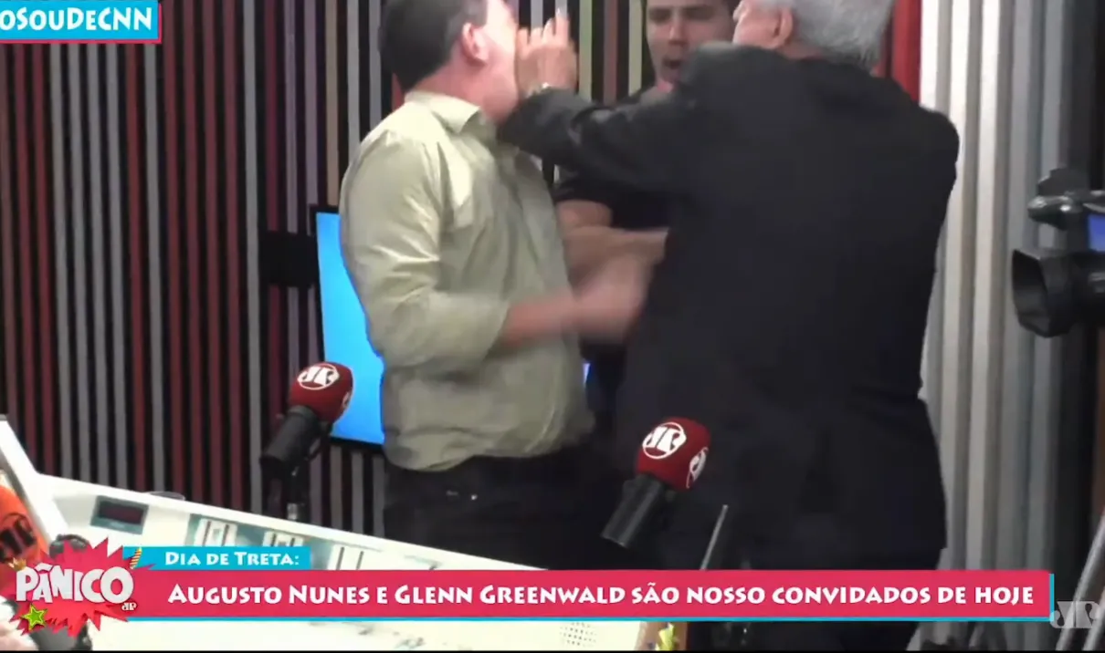 Augusto Nunes e Glenn Greenwald brigam no Pânico