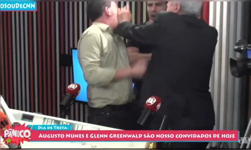 Augusto Nunes e Glenn Greenwald brigam no Pânico