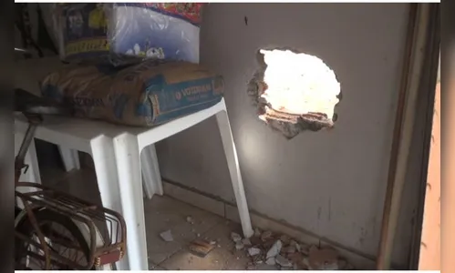 Ladrões abrem buraco em parede e furtam lanchonete na BR-369