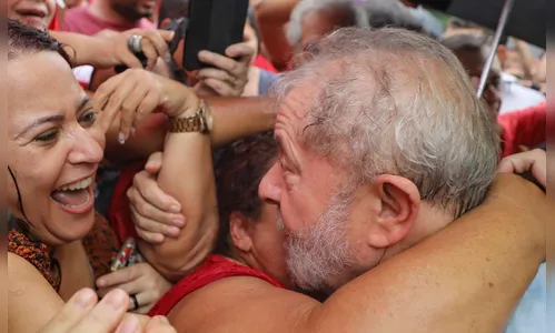 LULA LIVRE/BOLSONARO PRESIDENTE