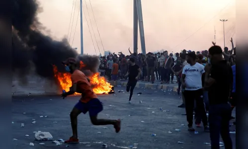 Protestos contra o governo deixam mais de 300 mortos no Iraque