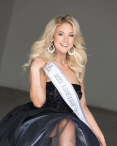 Miss em cadeira de rodas emociona a internet com vídeo em competição