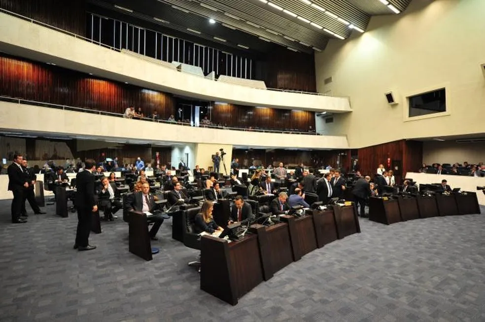 AO VIVO - Alep realiza audiência pública para debater violência contra a mulher