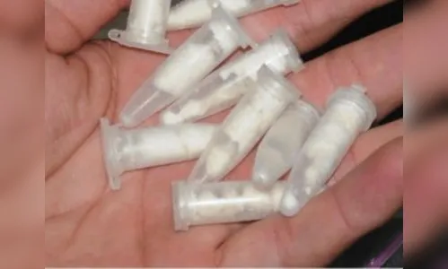 Filha de seis anos entrega mãe traficante para a polícia