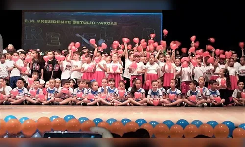 Escola Municipal Getúlio Vargas realiza 16º Festival Revelar e encerramento da Escola de Pais 2019