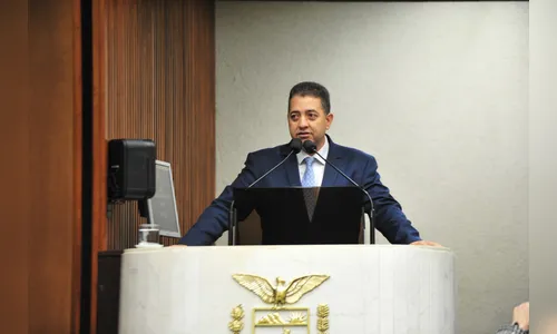 Deputado não quer que entidades sejam prejudicadas e pede revogação de alteração no Nota Paraná