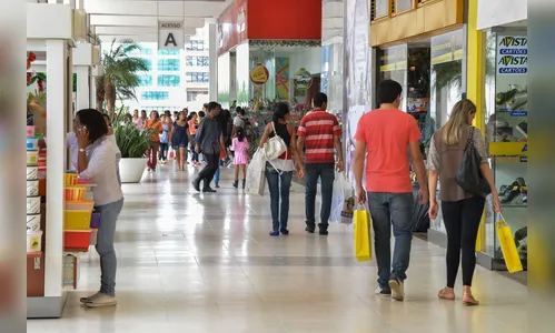 Vendas do varejo crescem 0,7%, revela pesquisa do IBGE