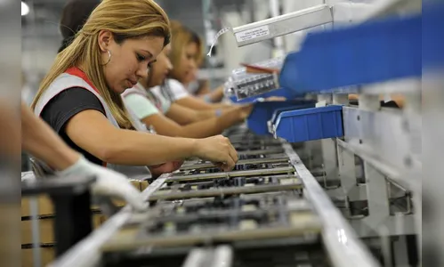 Caixa e BB iniciam quinta fase de pagamento de abono do PIS/Pasep