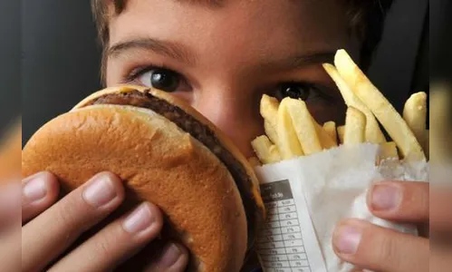 Saúde lança campanha para prevenir a obesidade infantil