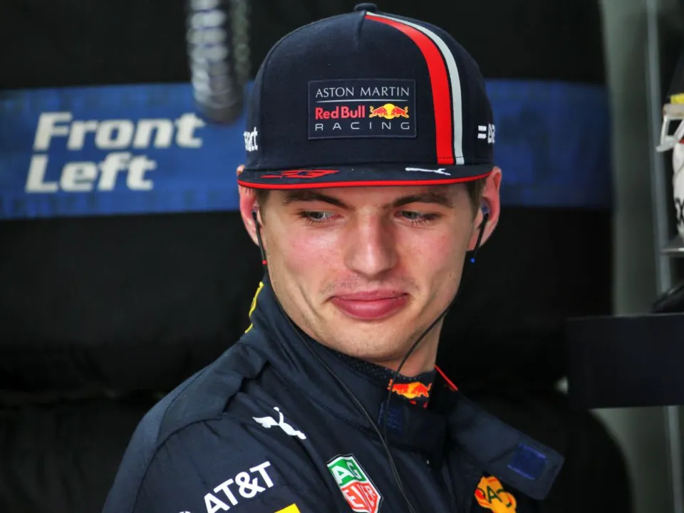 Verstappen fatura a 2ª pole da carreira e larga na frente no GP do Brasil