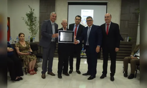 
							Câmara de Vereadores de Ivaiporã entrega títulos de cidadão honorário
						
						