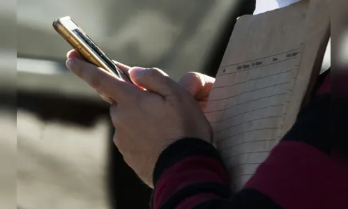 Celulares pré-pagos de 17 estados devem ser recadastrados até segunda